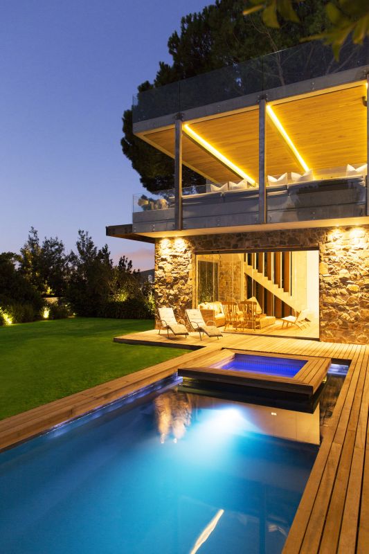 Pool Light Repair Cost — Cost of Pool Light Repair